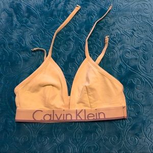 Calvin Klein yellow sports bra size s